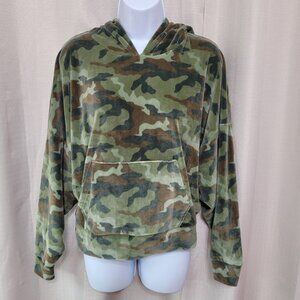 American Eagle Long Sleeve Pullover Velour Hoodie Women's Size Small Camouflage